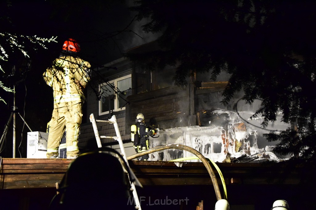 Grossfeuer Einfamilienhaus Siegburg Muehlengrabenstr P0418.JPG - Miklos Laubert